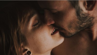 Zapojte do hledání bodu G i partnera hledání bodu G s partnerem, partnerská intimita, bod G při sexu