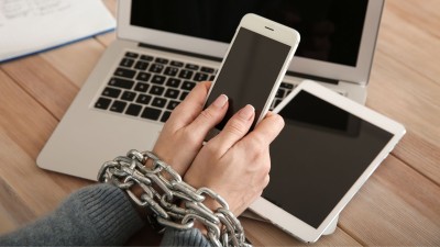 Závislost na pornu, příčiny závislosti, příznaky závislosti na pornu