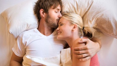 Masturbovat by měli i lidé v páru Masturbace a komunikace, párová masturbace, výhody masturbace