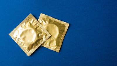 Kondomy jsou na swingers povinné sexuální praktiky pro páry