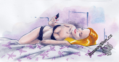 žena píše sexy SMS