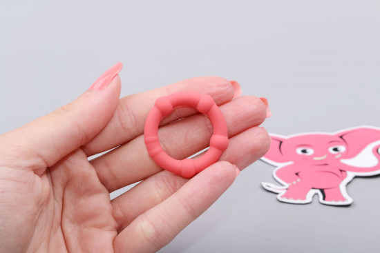 Erekční kroužky Elephant Rings, v ruce