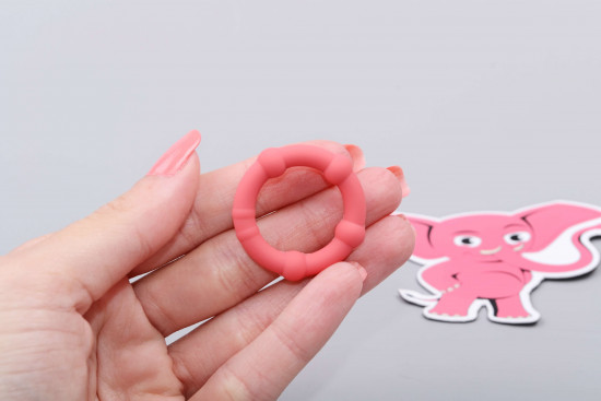 Erekční kroužky Elephant Rings, v ruce
