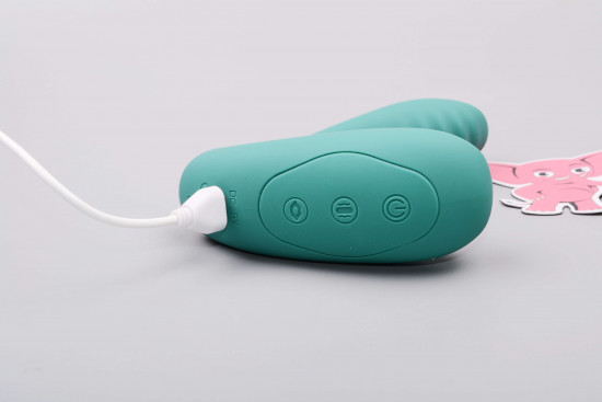 Adore G Vibe II tlakový vibrátor, nabíjení