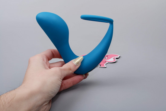 Anální kolík Slingshot II s erekčním kroužkem a dálkovým ovládáním