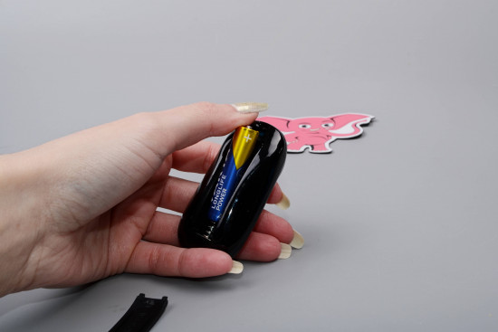 Anální kolík Slingshot II s erekčním kroužkem a dálkovým ovládáním