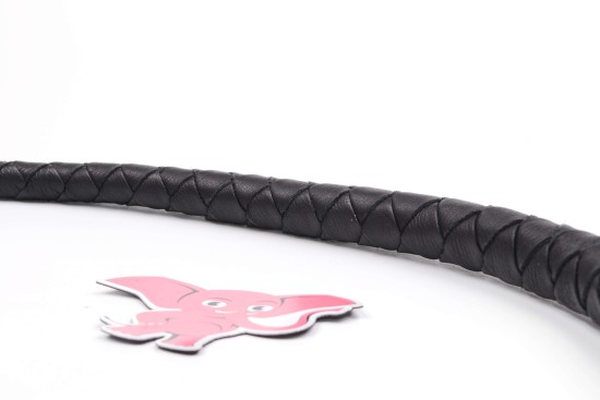 Kožený bič Leatherix Surrender (147 cm)