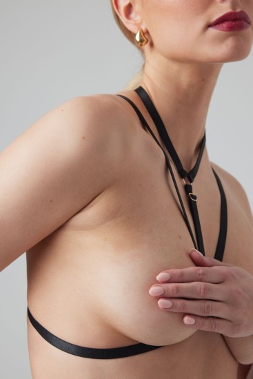 CHRISTINE Body ve stylu harnessu Secret Love- černé One Size