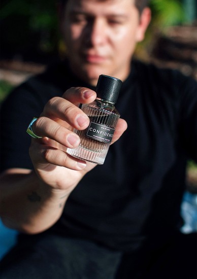 Parfém s feromony pro muže a ženy 50 ml 'Přitahuj ji'
