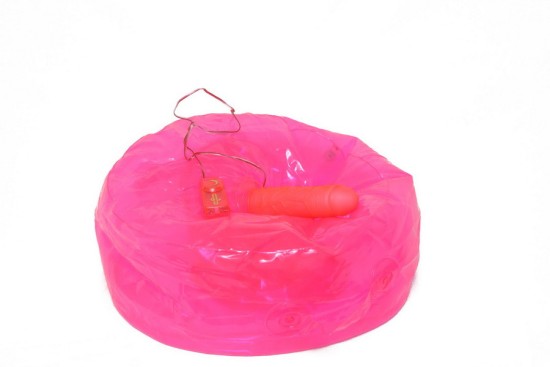 Nafukovací křesílko s penisem Hopík