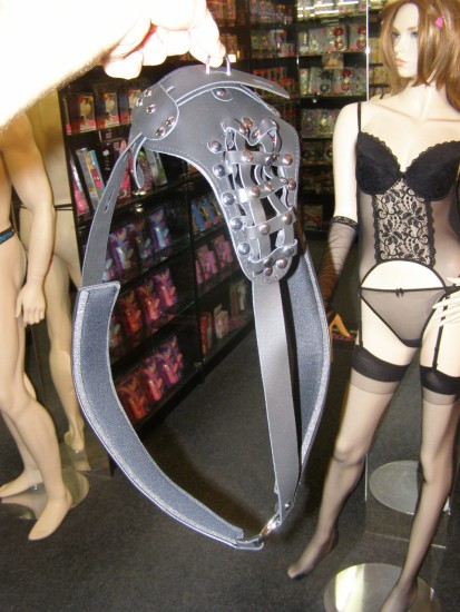 Pás cudnosti Leather Cock Cage pro muže, M–XL