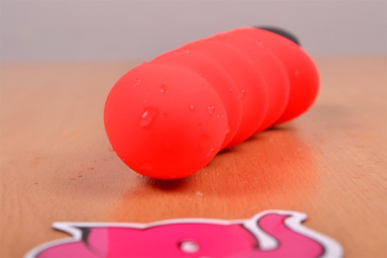 Fun Factory Stronic Surf detailní záběr na špičku (starší barva)