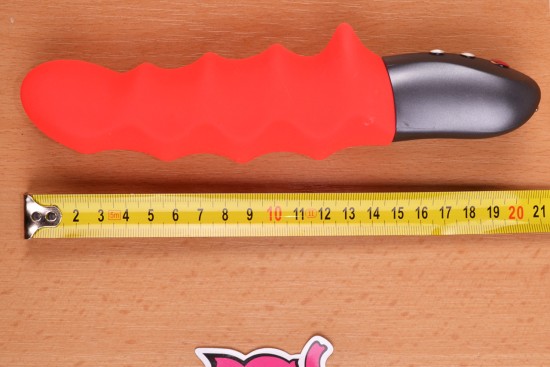 Fun Factory Stronic Surf – měříme délku (starší barva)
