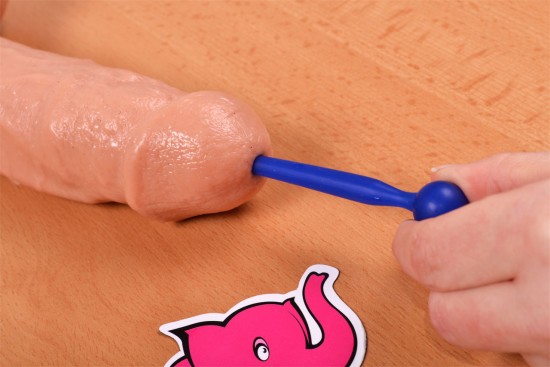 Silikonový dilatátor Blue Stick – ukázka zavádění dilatátoru