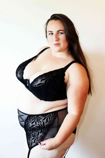 Plus size černý komplet Pretty Lust