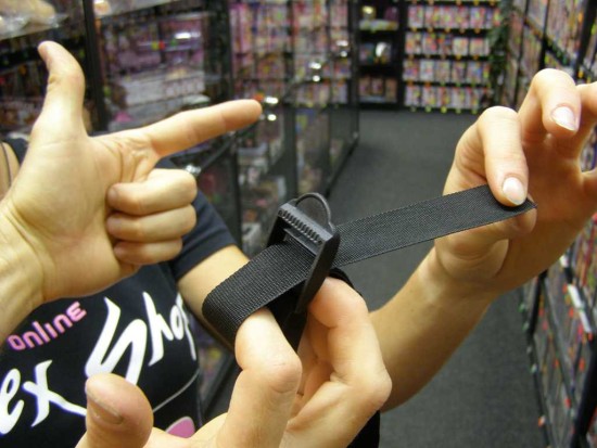 Připínací penis Vac – u – Lock pro muže i ženy