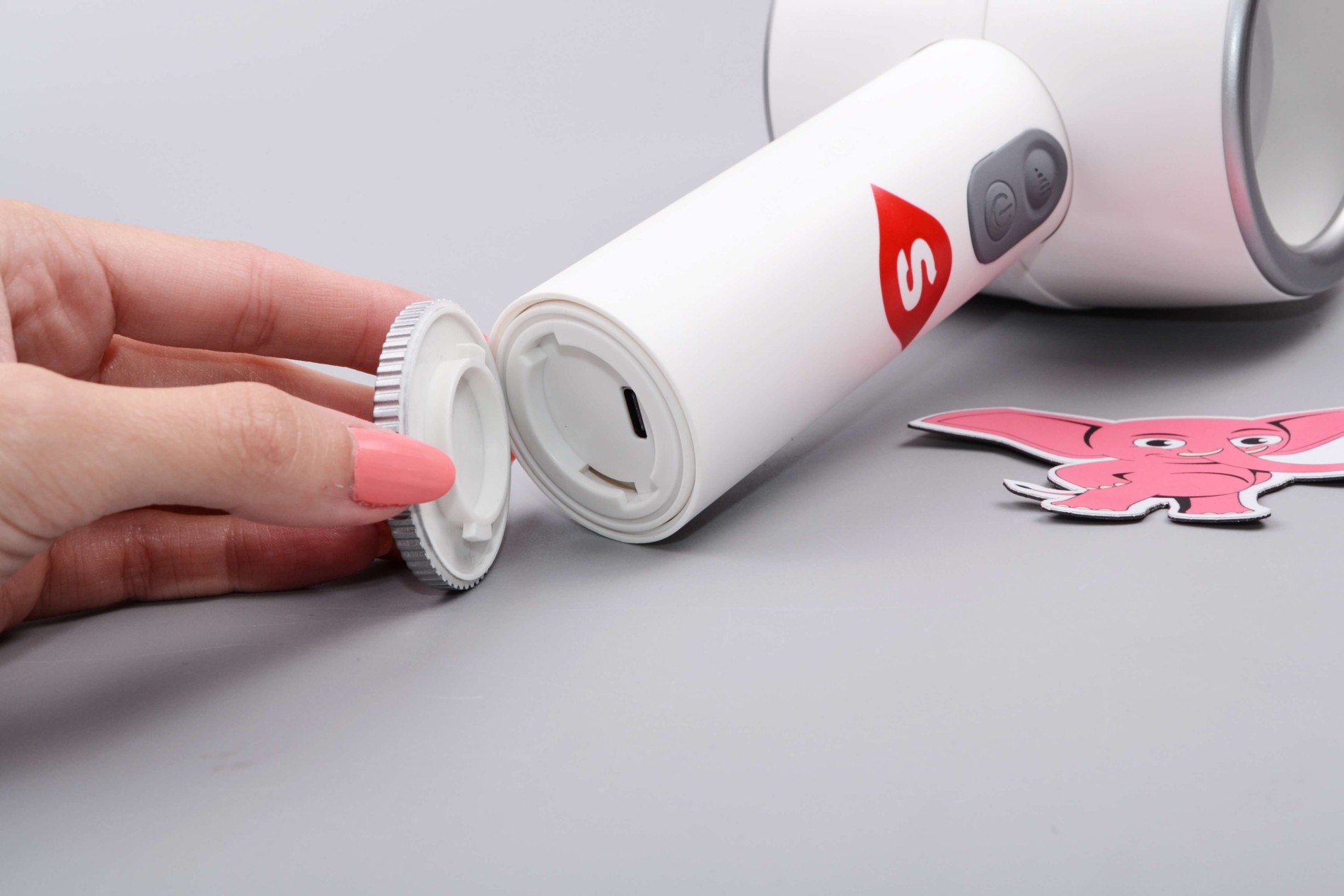 Automatický masturbátor Hammer Time (20,6 cm), nabíjení