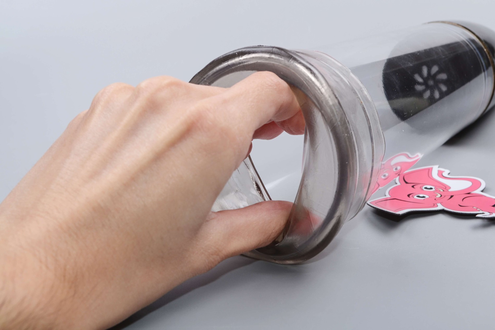 Vakuová pumpa s masturbačním návlekem SoloSuction Pro