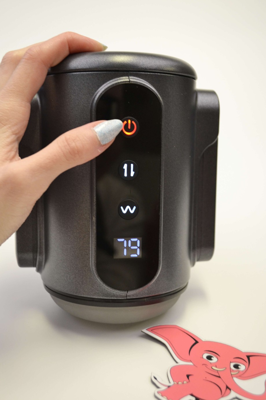 Automatický přirážecí masturbátor D Rush, ovládání