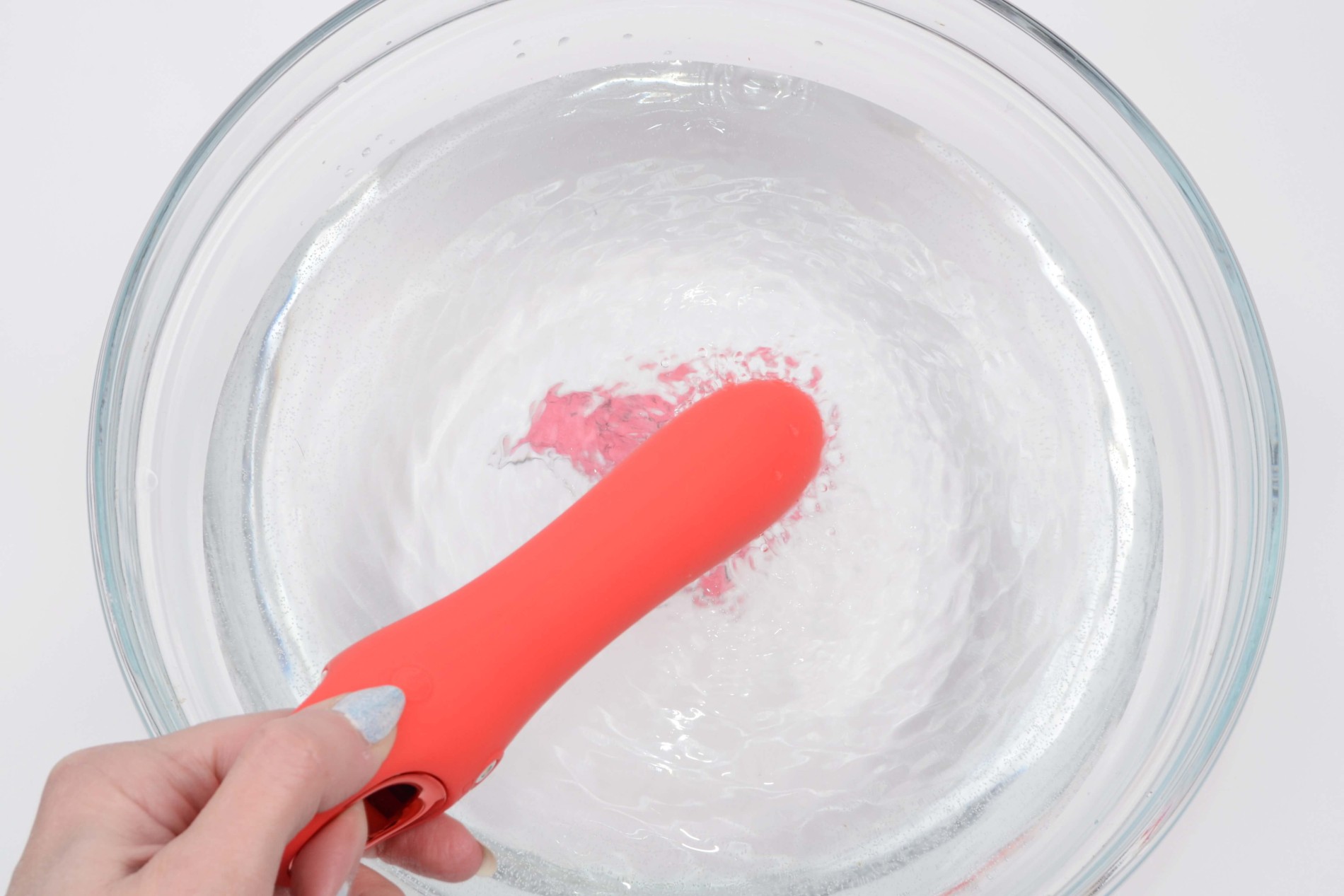 Silikonový vibrátor Flute (18 cm), voděodolnost