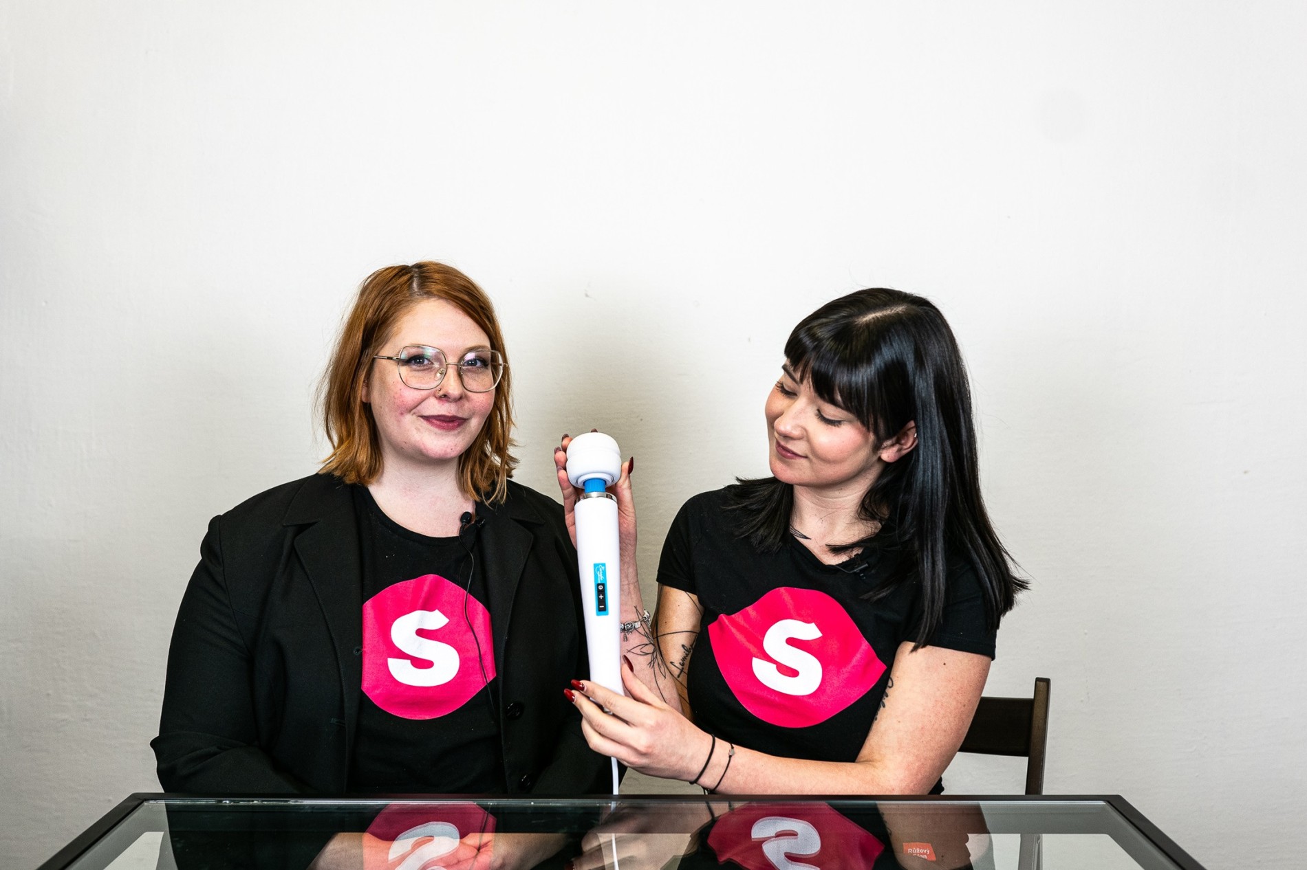 Masážní hlavice Europe Magic Wand s kabelem (34 cm)