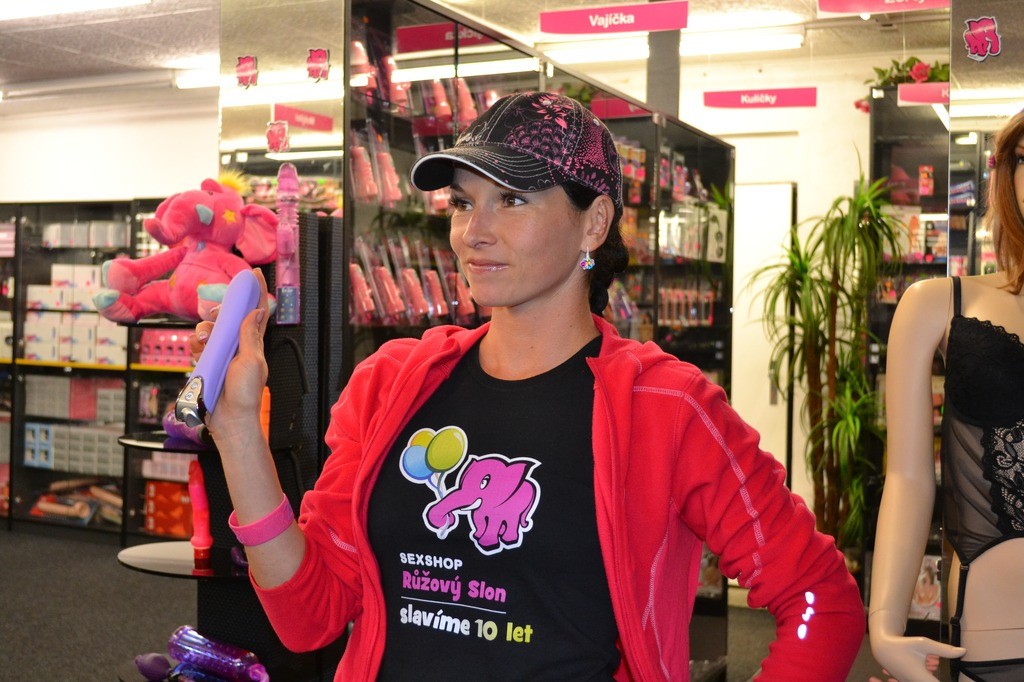 Elation - silikonový vibrátor, menší velikost