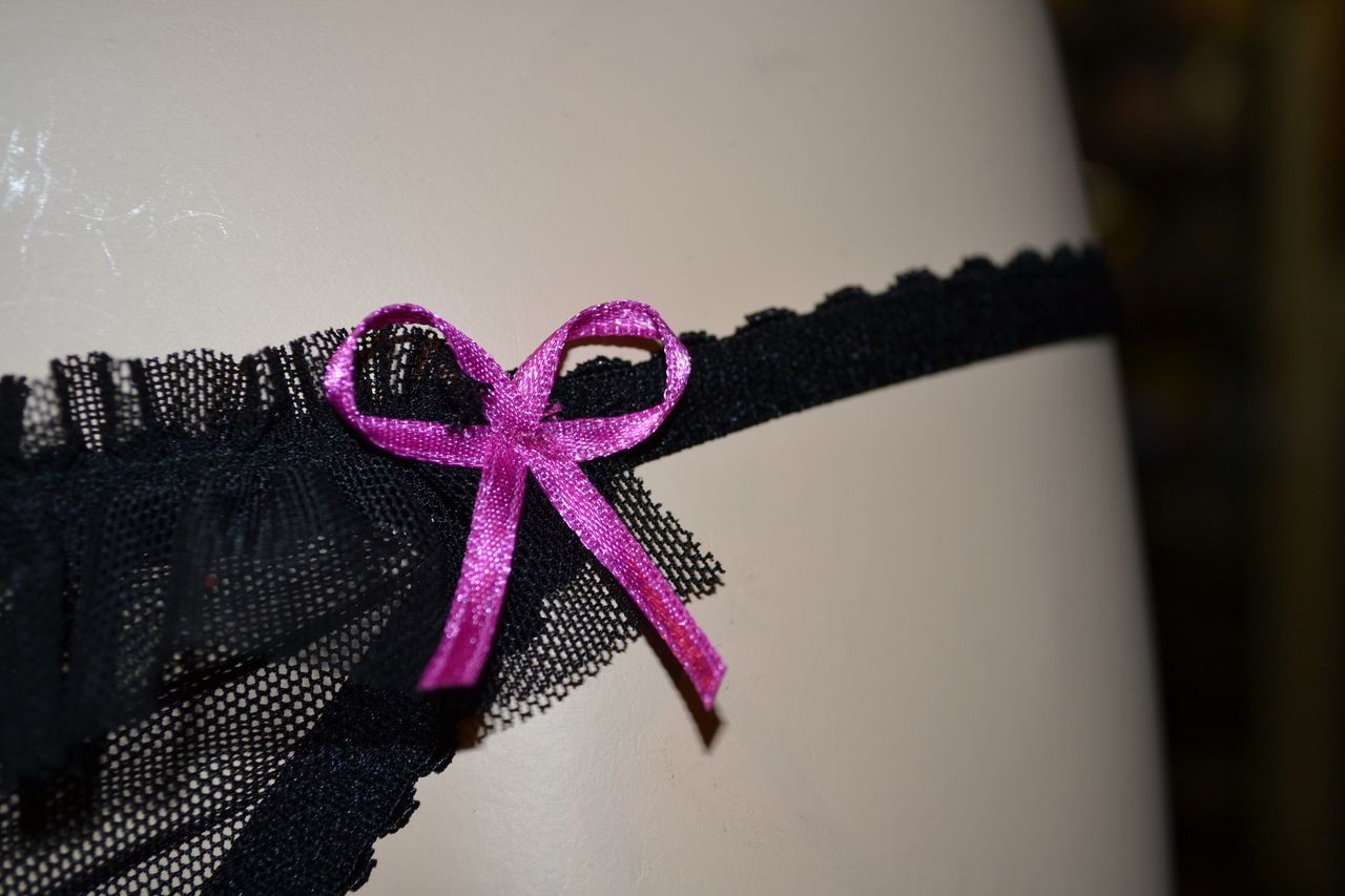 Košilka Klára černá s růžovou mašlí + tanga