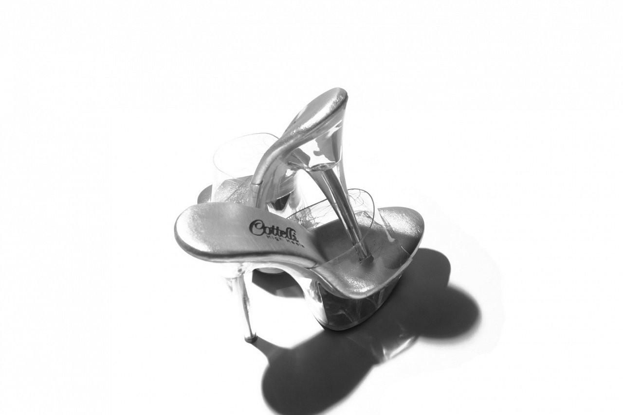 Lodičky Sydney bílé pozadí