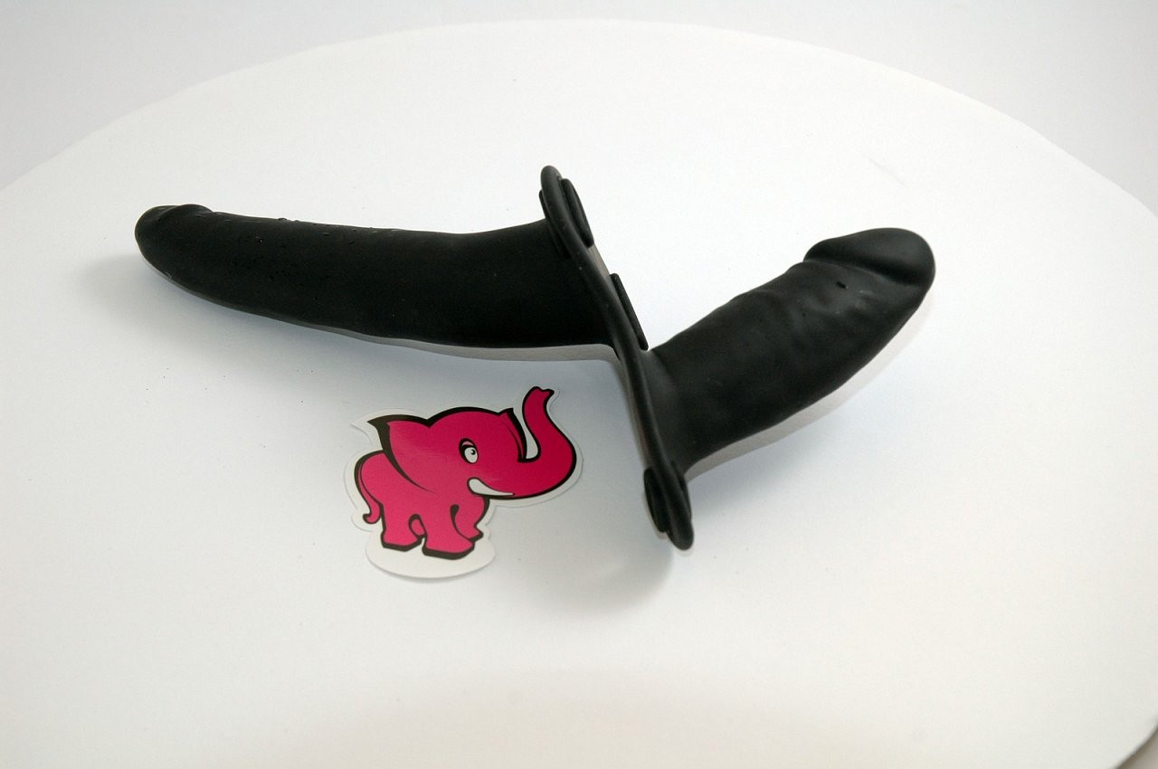 Připínací penis Double Black
