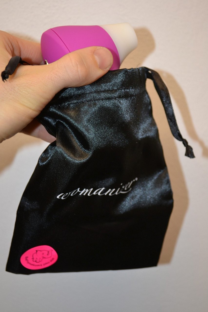 Womanizer Pro W500 Magenta textilní pytlík