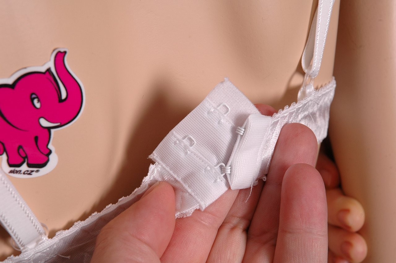 Košilka Vilma s holými zády, bílá