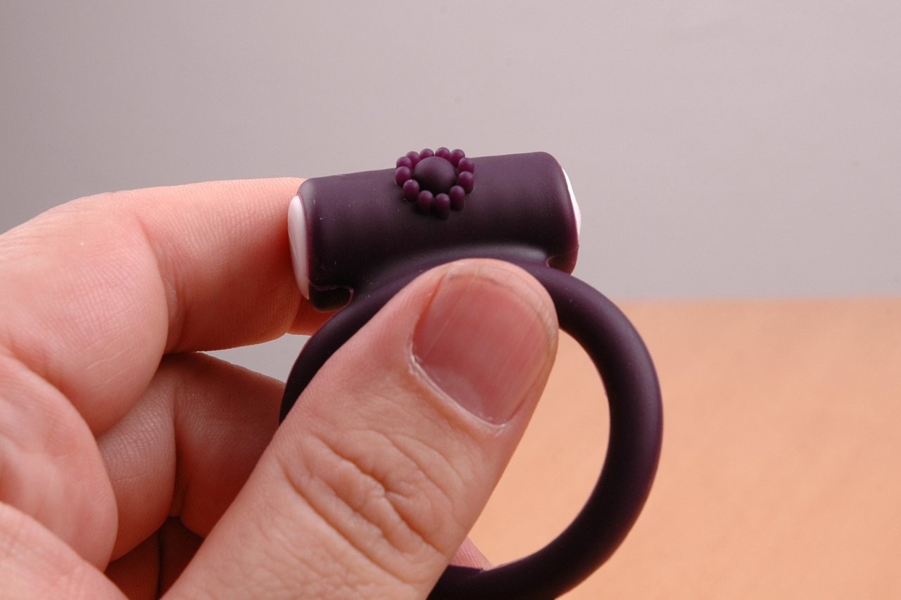 BOOM V-Ring Deluxe vibrační erekční kroužek