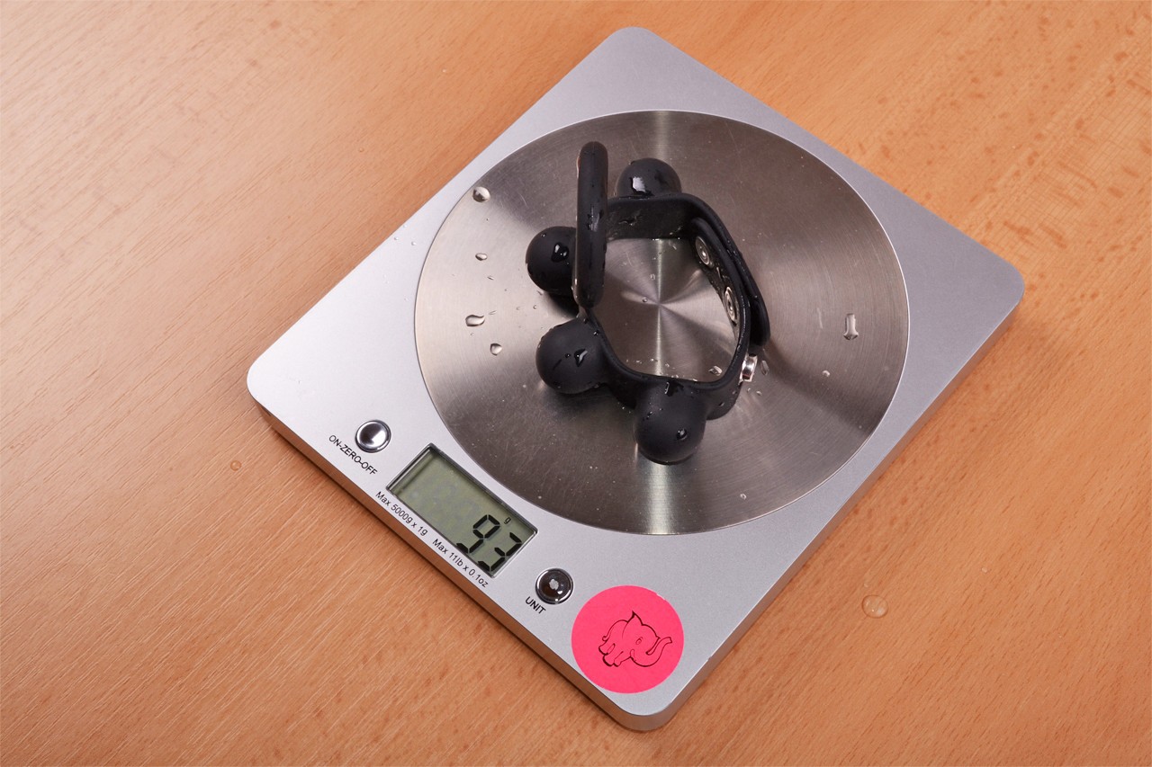 Silikonový kroužek BallStretcher – na váze