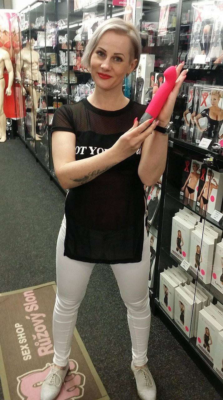 Veronika a Fun Factory Stronic G