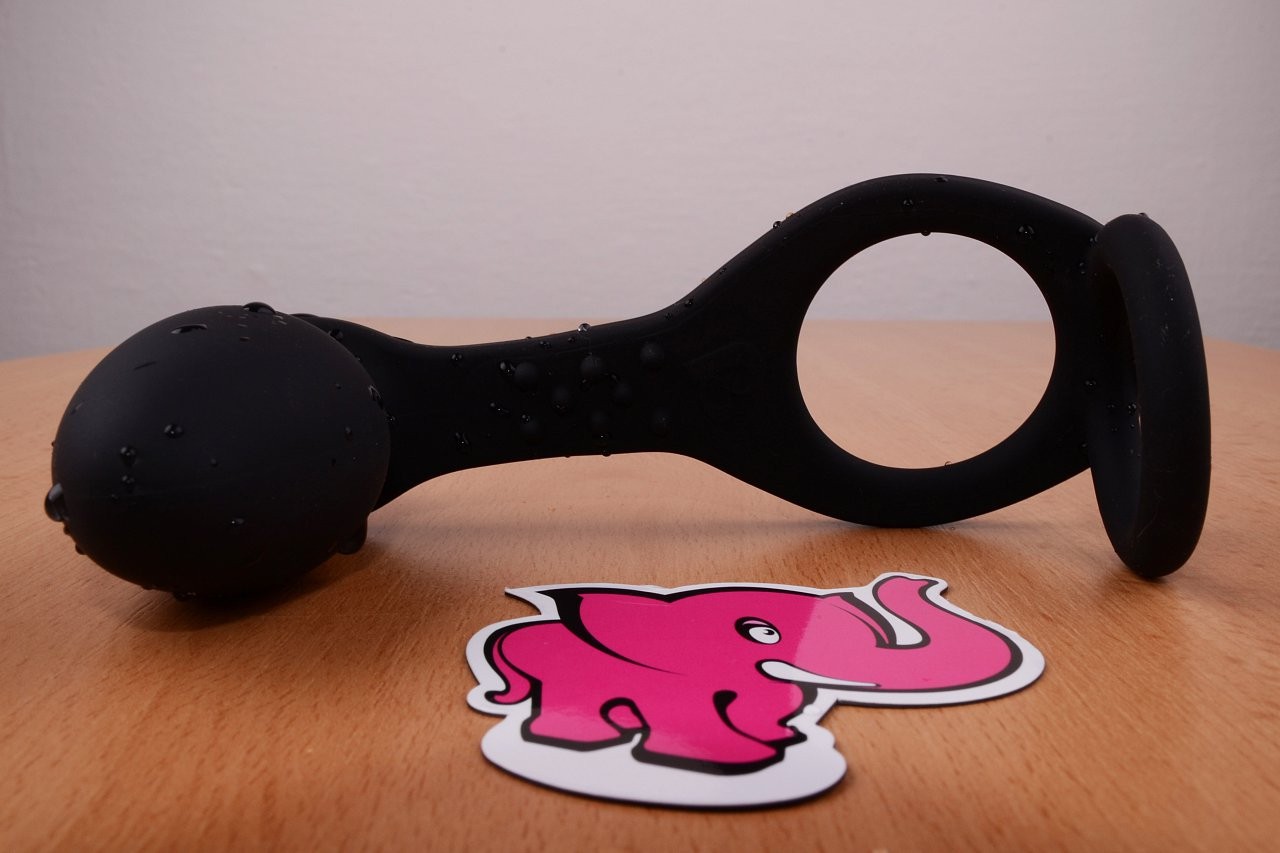 RoZen kroužek s anální vibrací