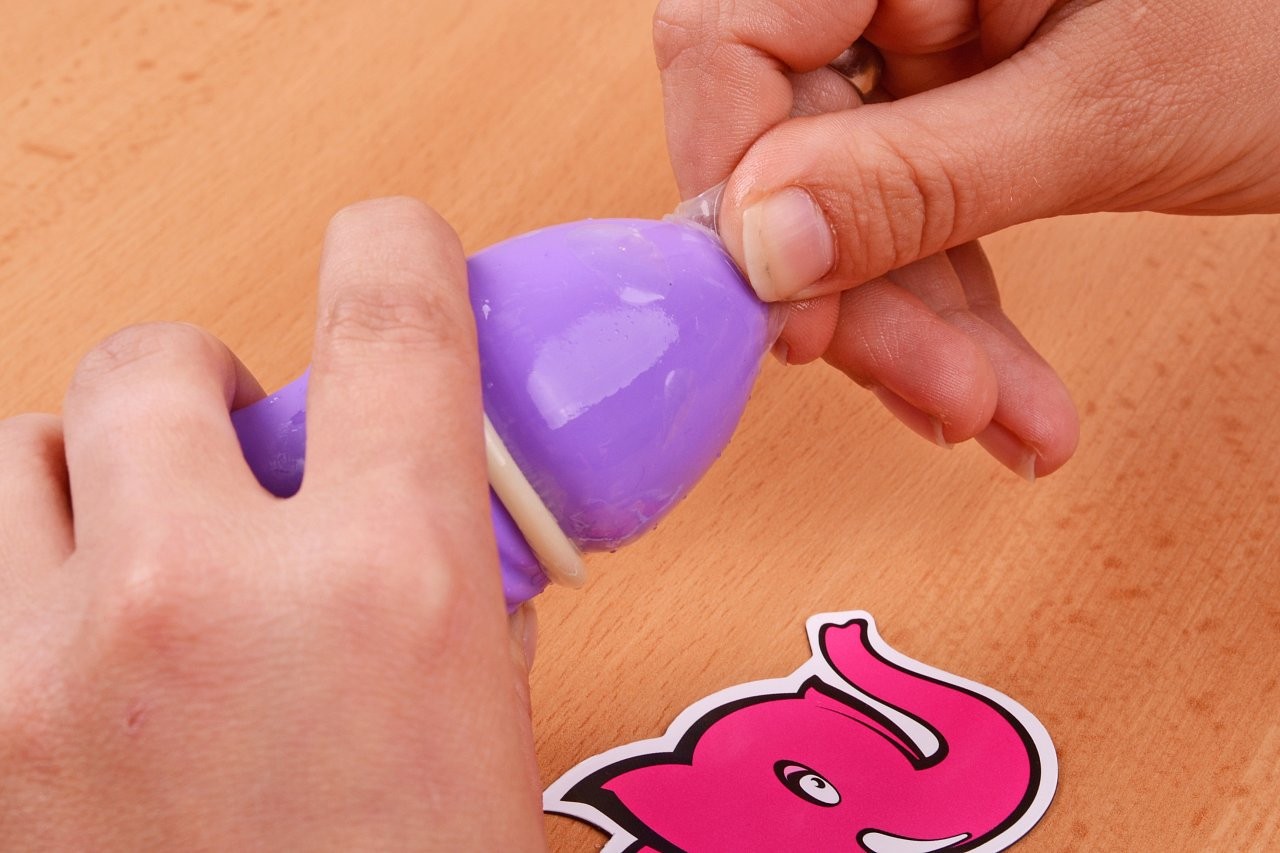 DUREX Pleasure Me – nasazujeme na vibrátor Borůvku II.