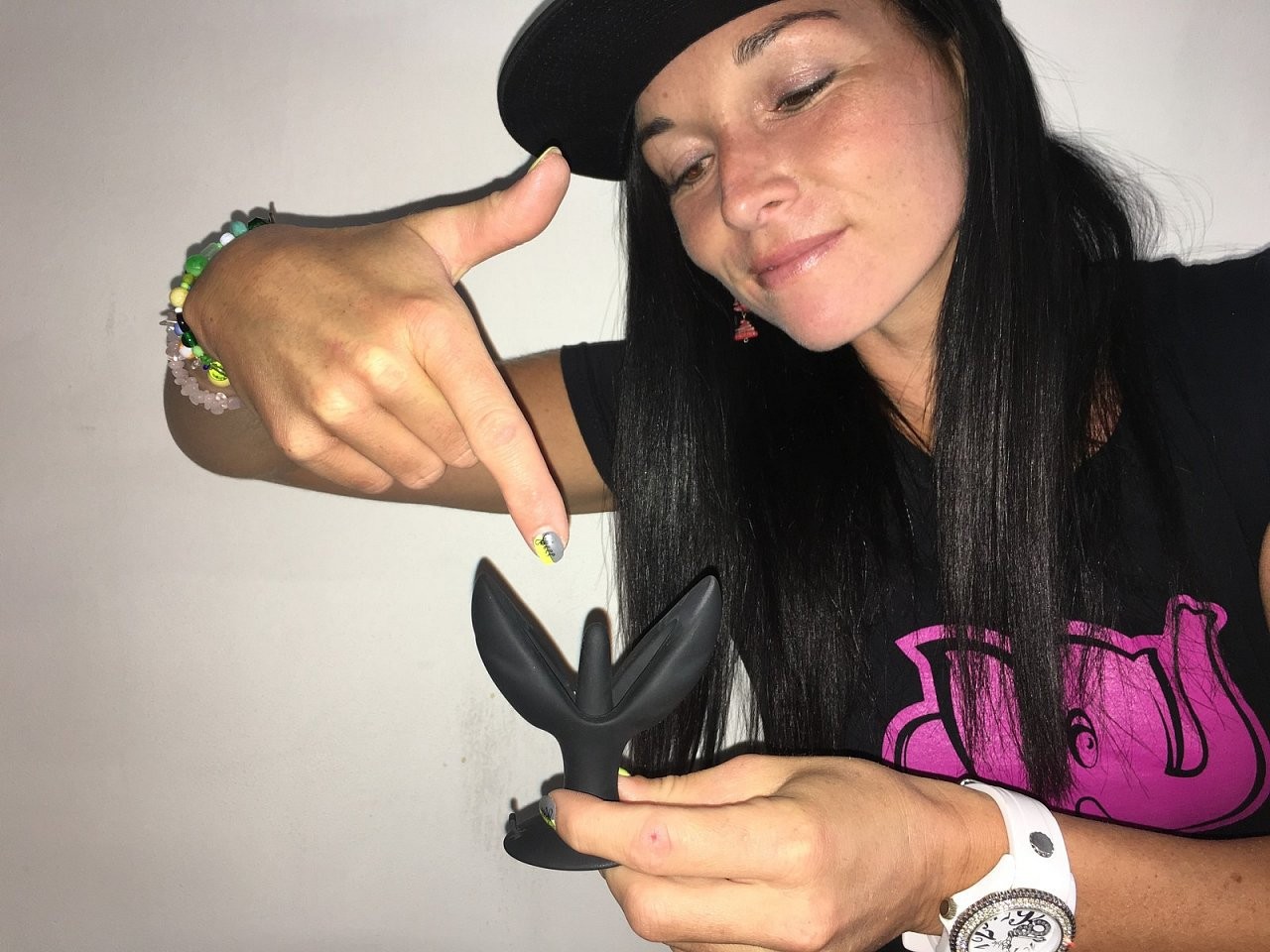 Dominika a Anální kolík Gaper