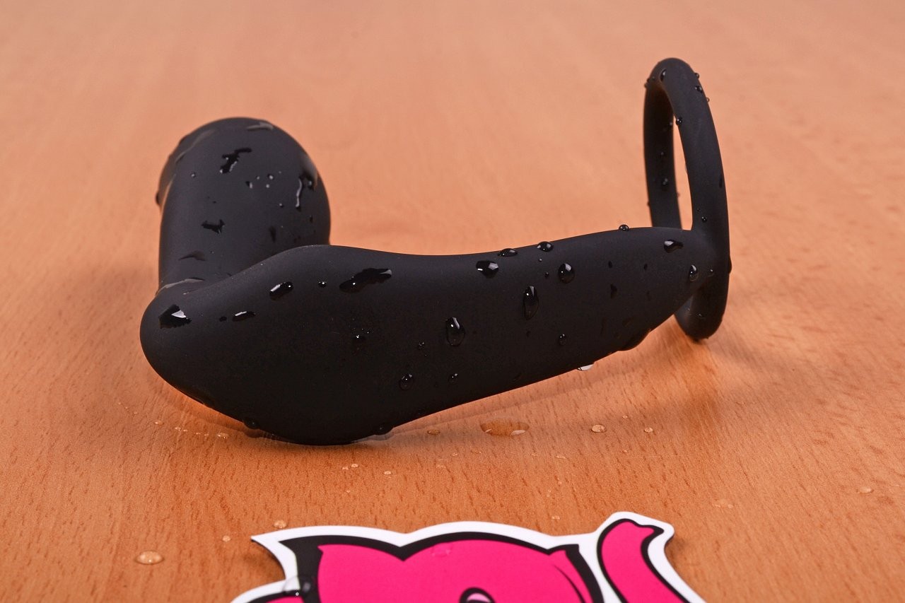 Anální kolík s erekčním kroužkem Ring & Plug