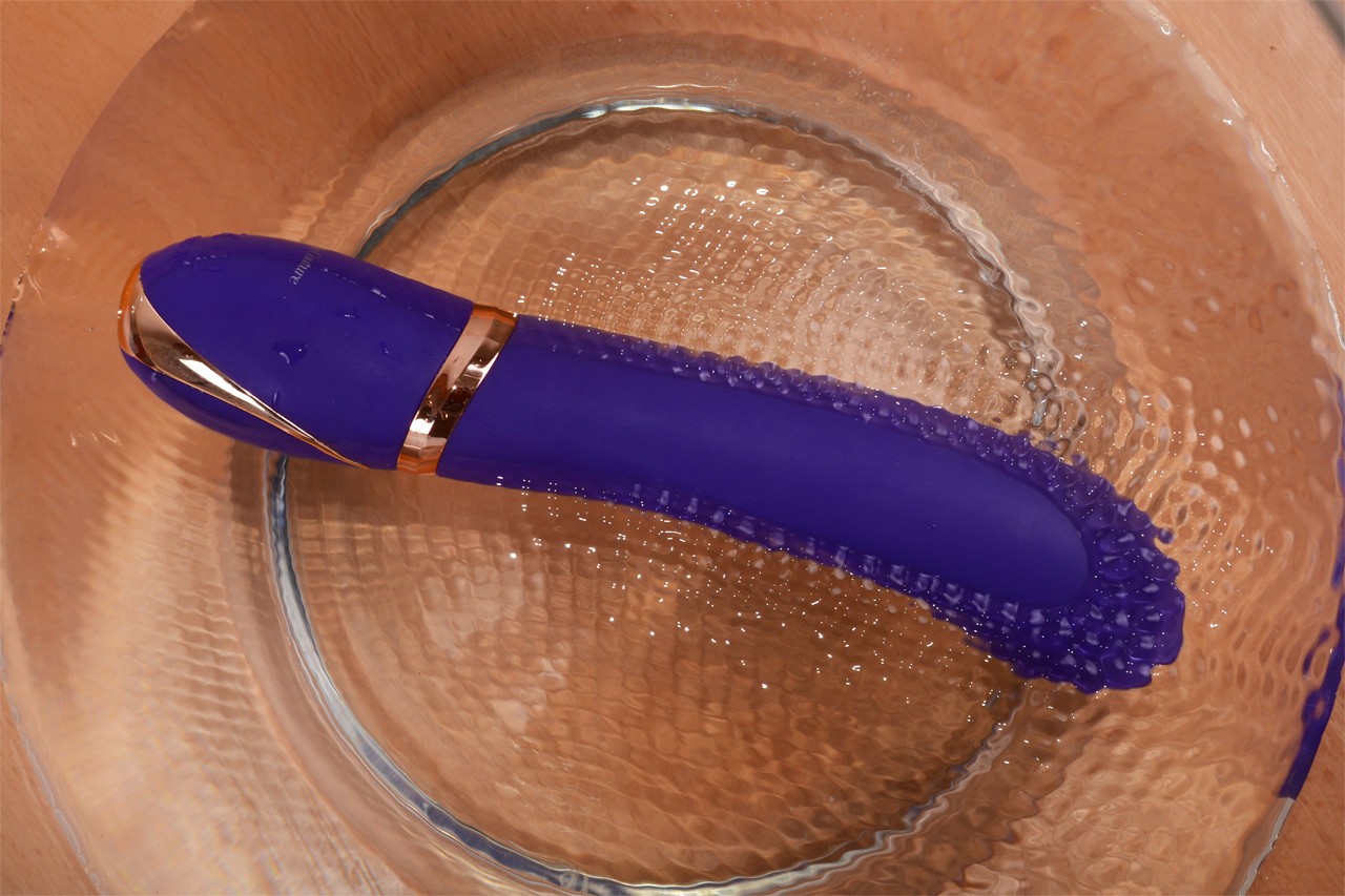 Vibrátor Front Row Purple – vibrace ve vodě