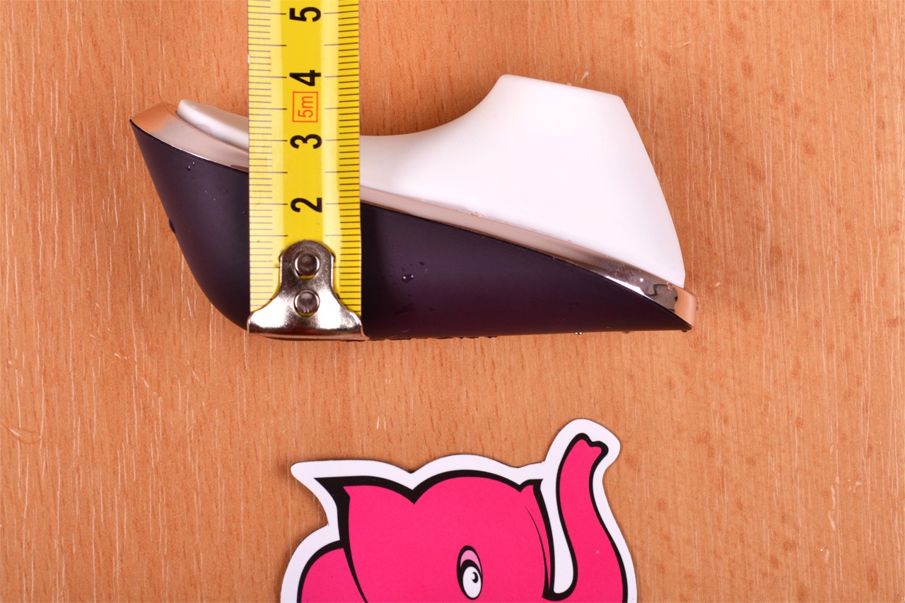 Satisfyer Pro Traveler, průměr rukojeti