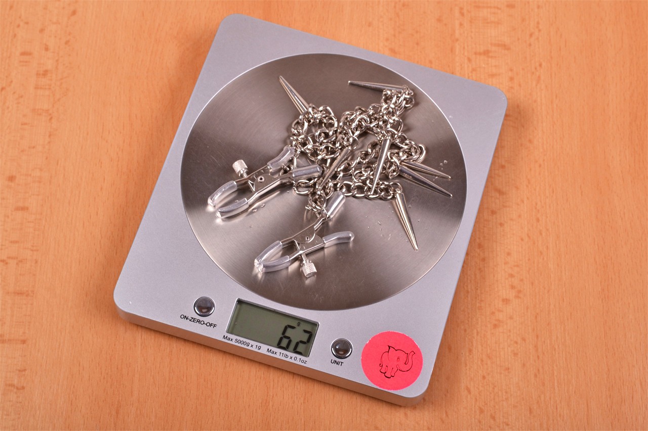 Svorky na bradavky Stalactite, váha