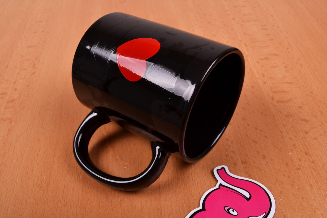 Žertovný hrníček I Love Sex – focení v prodejně Růžový Slon Havířov