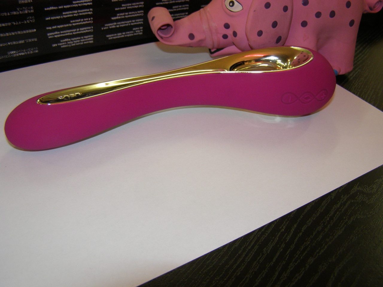 LELO Isla vibrátor, fialový