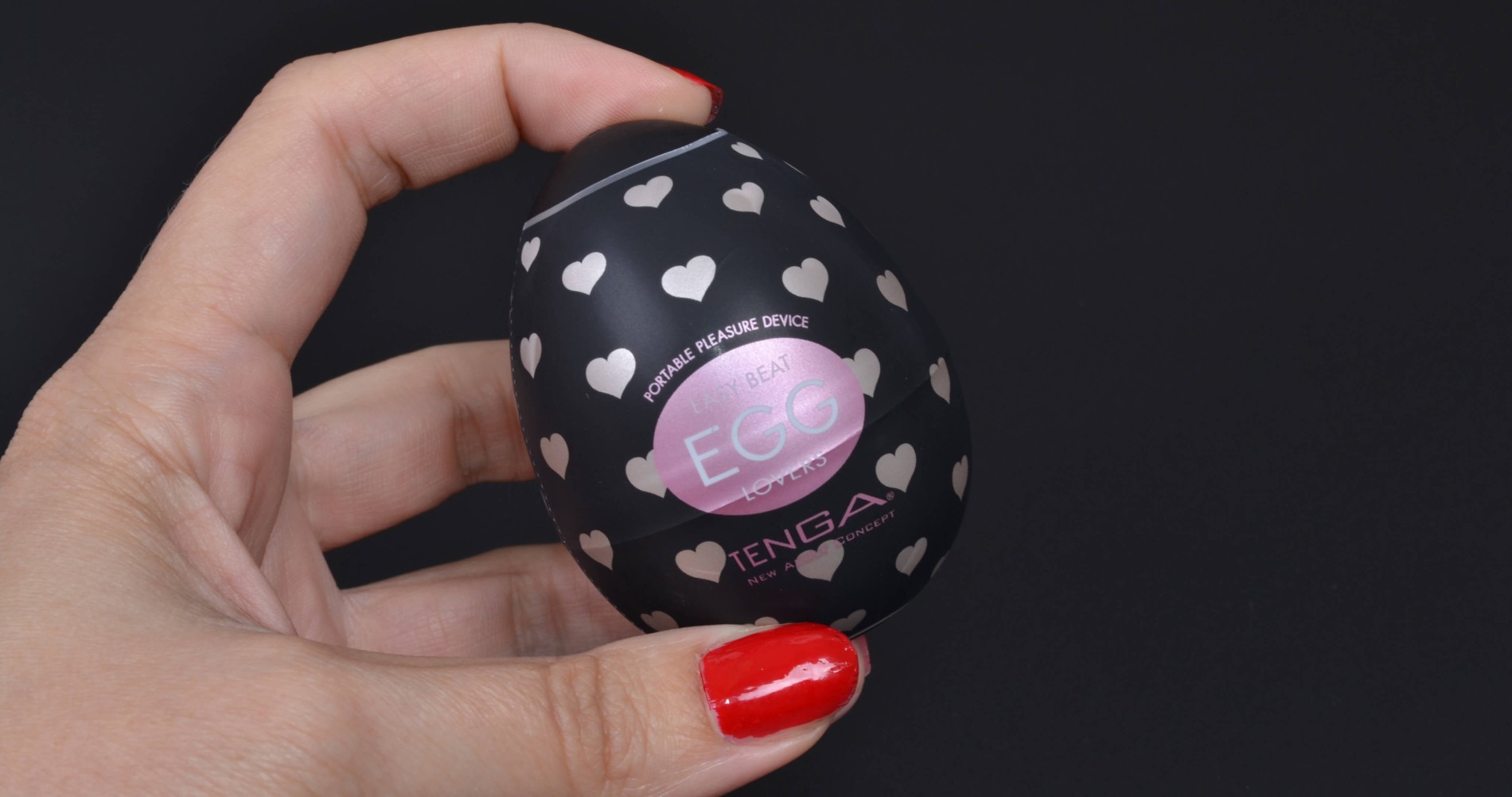 Tenga Egg Lovers masturbátor, v ruce