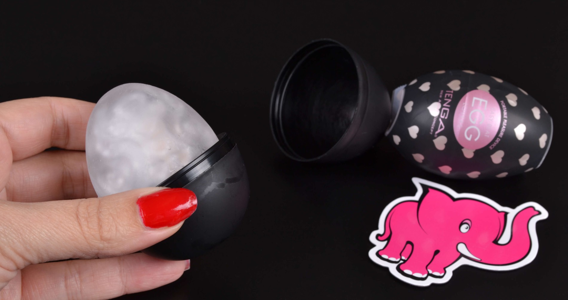Tenga Egg Lovers masturbátor, v ruce