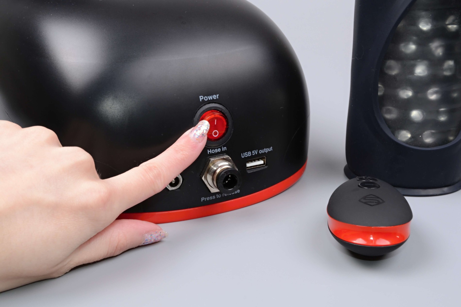 Masturbátor Suck-O-Mat 2.0, zapínání