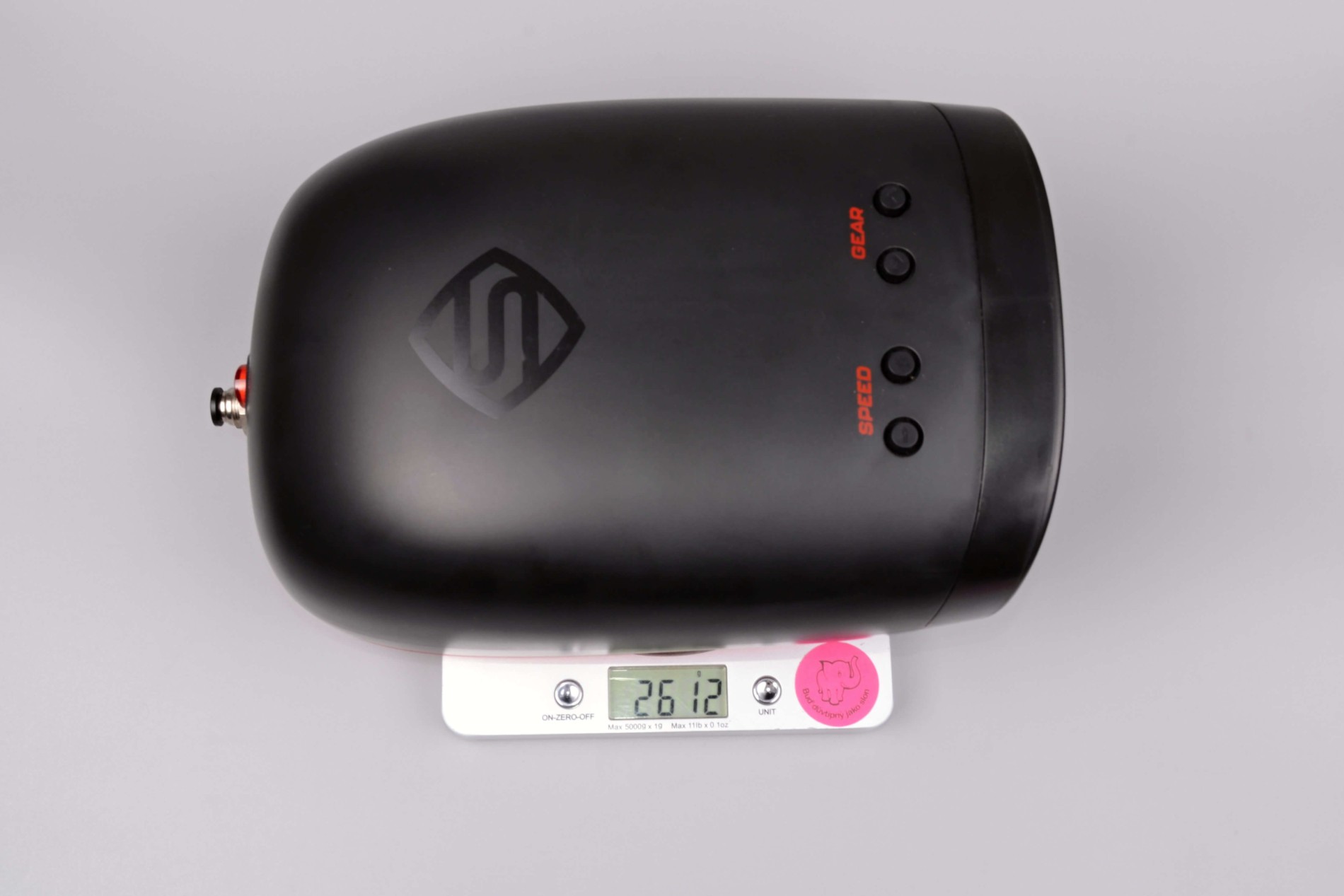 Masturbátor Suck-O-Mat 2.0, na váze