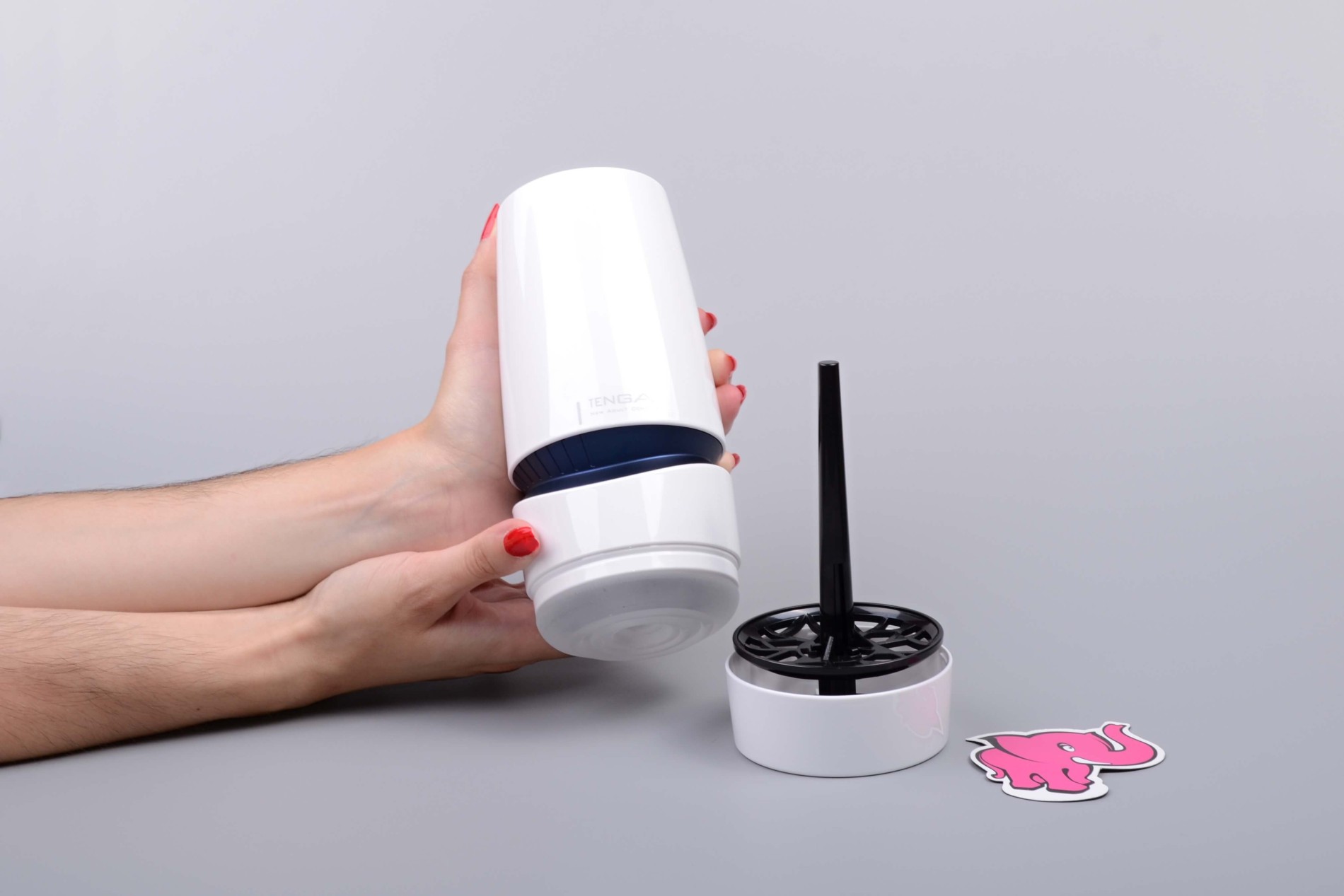 Tenga Aero Cobalt Ring masturbátor