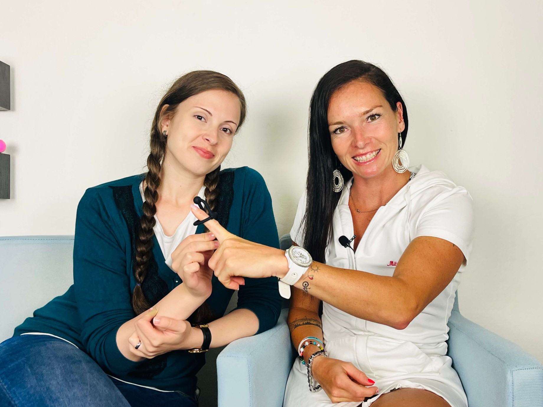 Silikonový sperma stopper s kroužkem a zátkou Pissing Pleasure (6 mm), Lucka a Domča