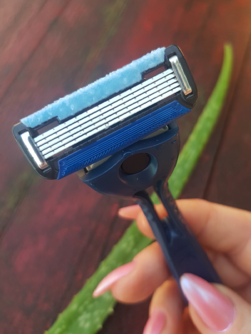 ECO depilační strojek na holení Shave Mach 5